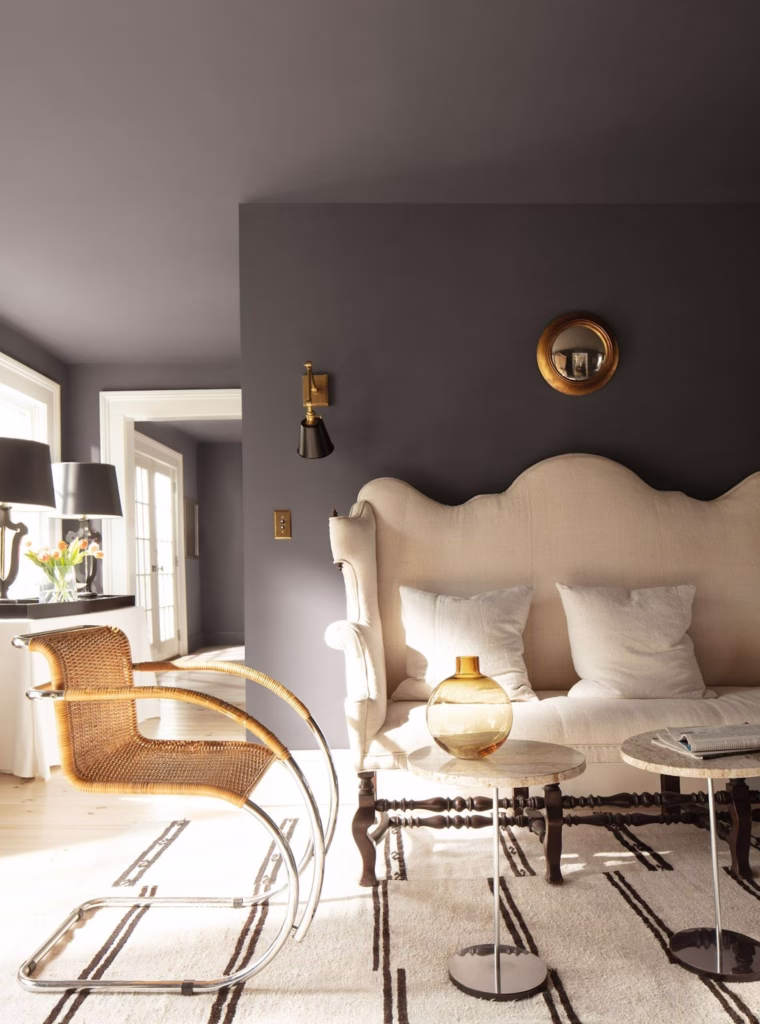 Benjamin Moore - Silhouette